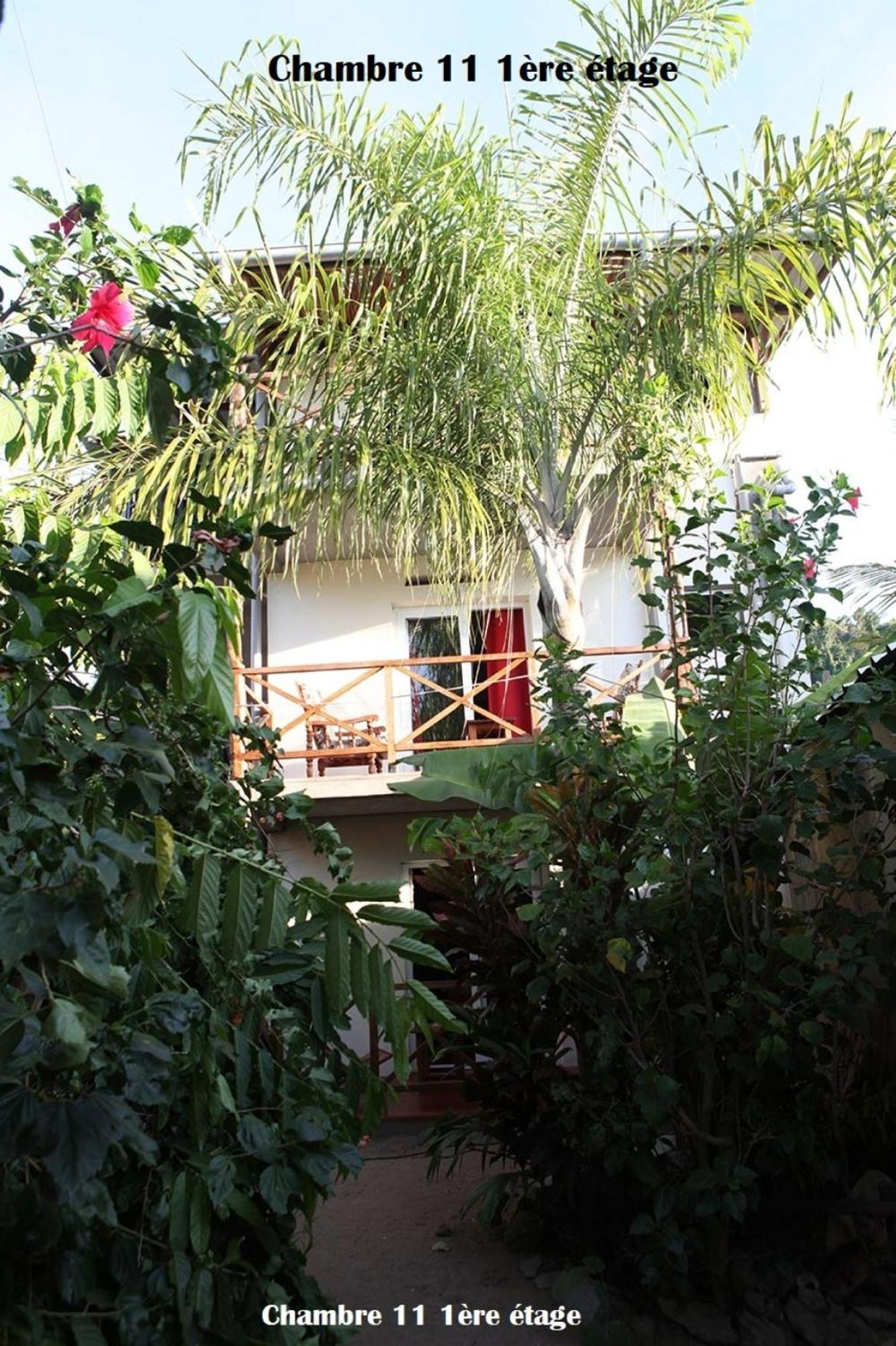 Chez Yolande Hotel Ampangorinana Luaran gambar