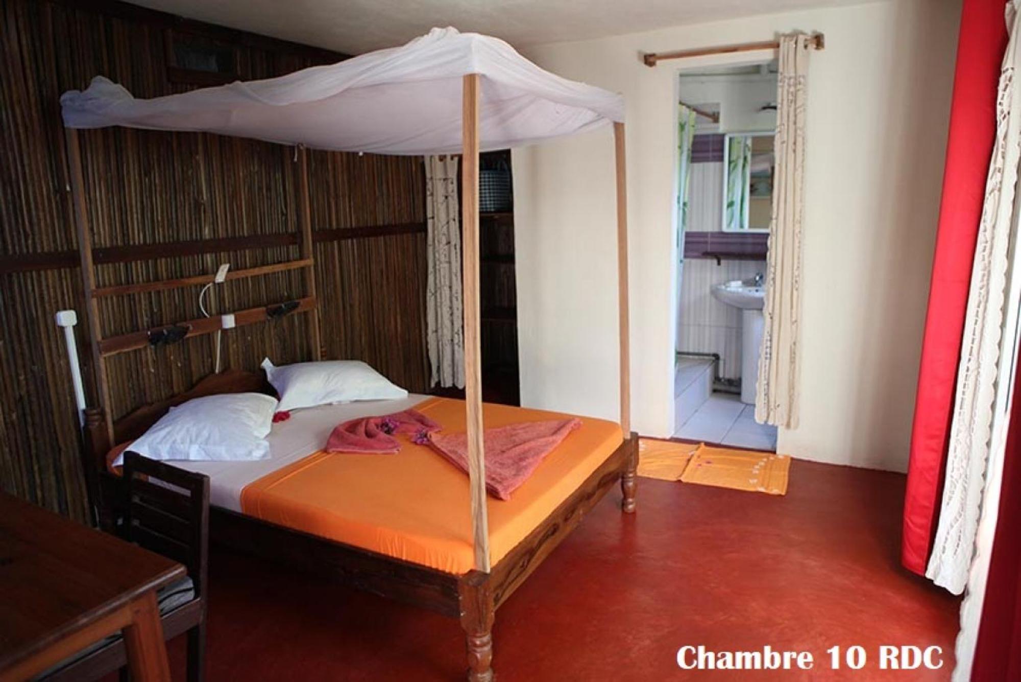 Chez Yolande Hotel Ampangorinana Luaran gambar